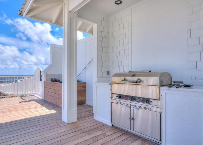 Seaside East 12 Bdrm, 115 Bath, Private Pools, Sleeps 36 Holiday home Gulf Shores