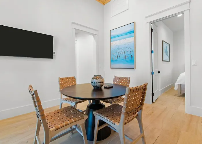 Seaside East 12 Bdrm, 115 Bath, Private Pools, Sleeps 36