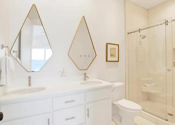Seaside East 12 Bdrm, 115 Bath, Private Pools, Sleeps 36 Holiday home Gulf Shores