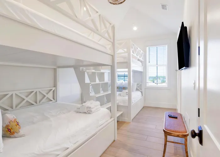 Holiday home Seaside East 12 Bdrm, 115 Bath, Private Pools, Sleeps 36