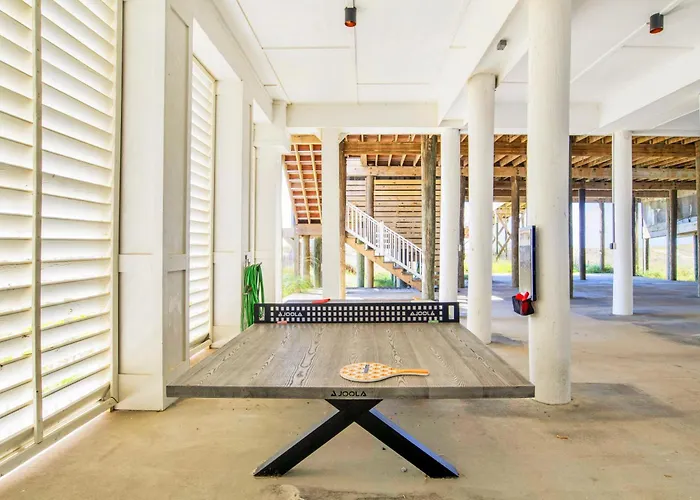 Seaside East 12 Bdrm, 115 Bath, Private Pools, Sleeps 36 *