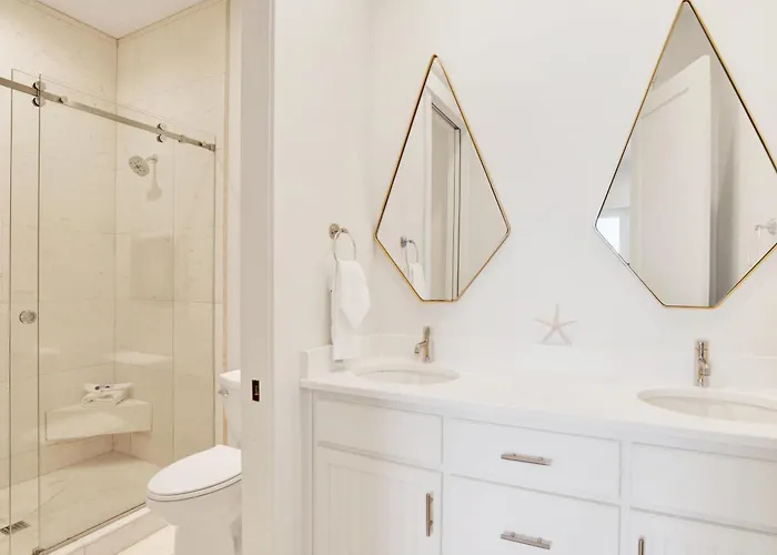 Seaside East 12 Bdrm, 115 Bath, Private Pools, Sleeps 36 *